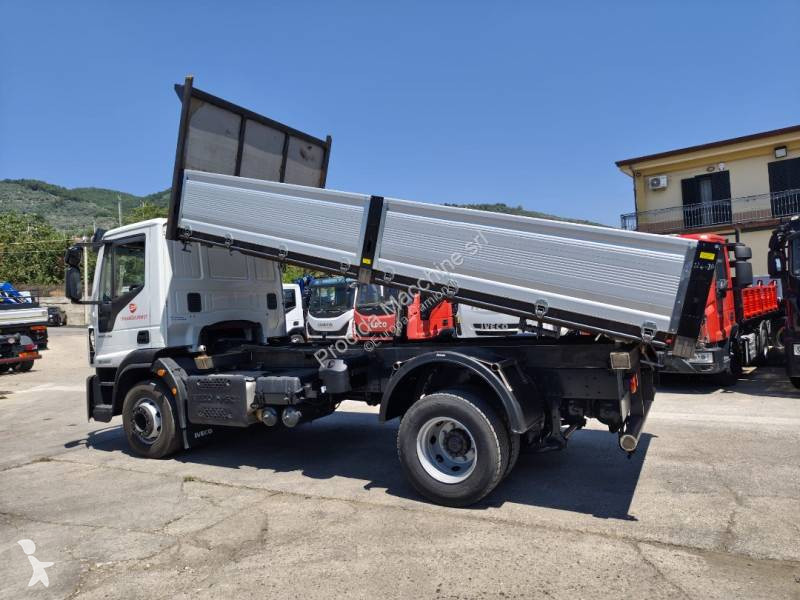 شاحنة Iveco