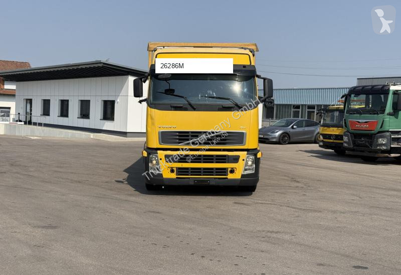 شاحنة Volvo 638 FH-440