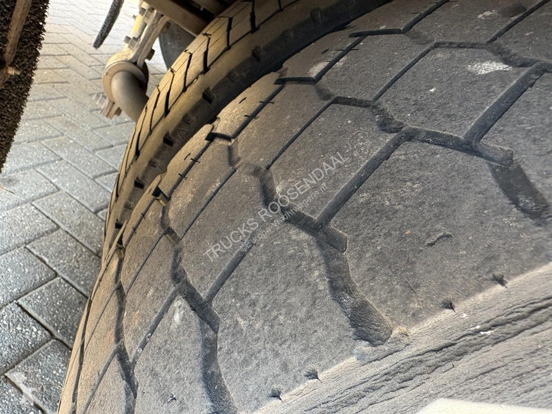 Грузовик Volvo 12250 + THERMO KING T-1000 R +...