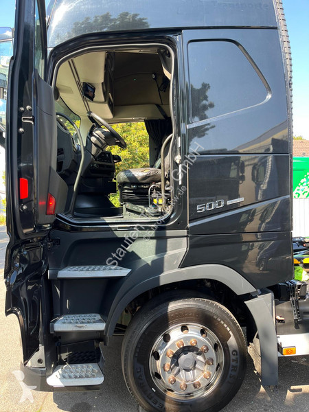 شاحنة Volvo 500  500 XL*6x2*Abrollkipper HYVA...