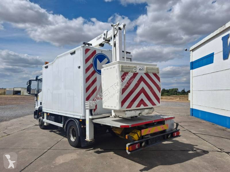 شاحنة Iveco