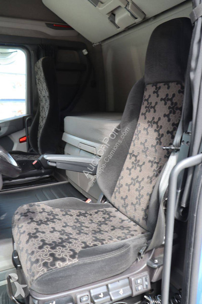 Грузовик Scania 530