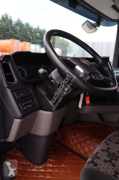Camion Scania 450
