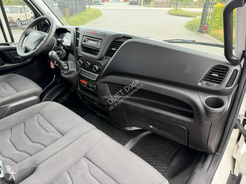 Грузовик Iveco 70C17 Wywrotka 3-stronna z...