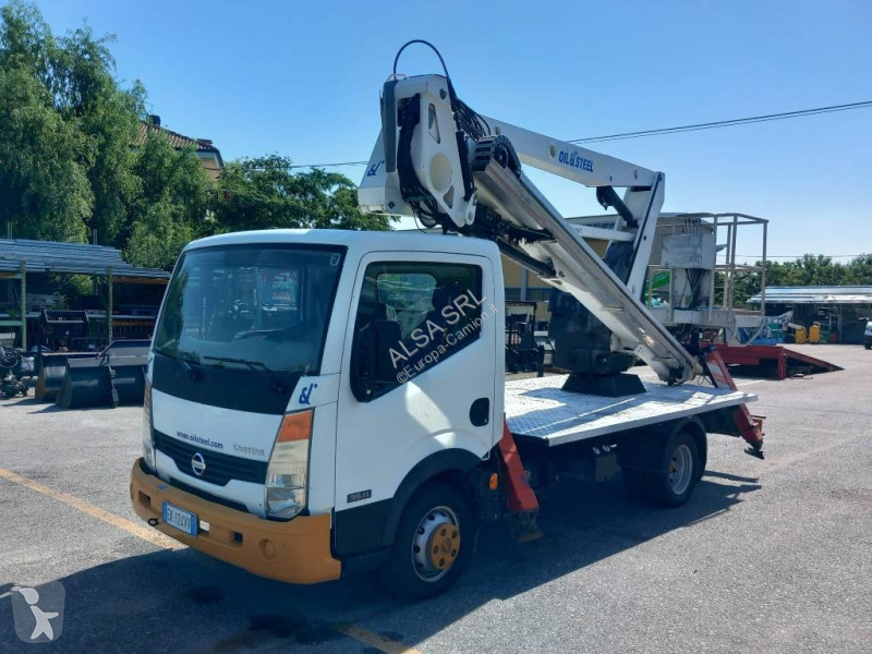 Camión Nissan 21.12
