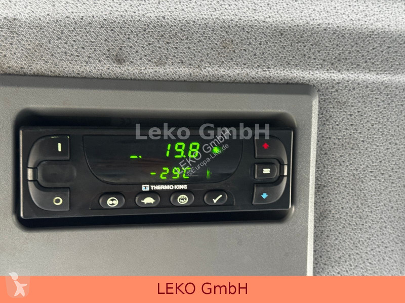 Camion Mercedes 1318 Mit Thermoking T-1000R