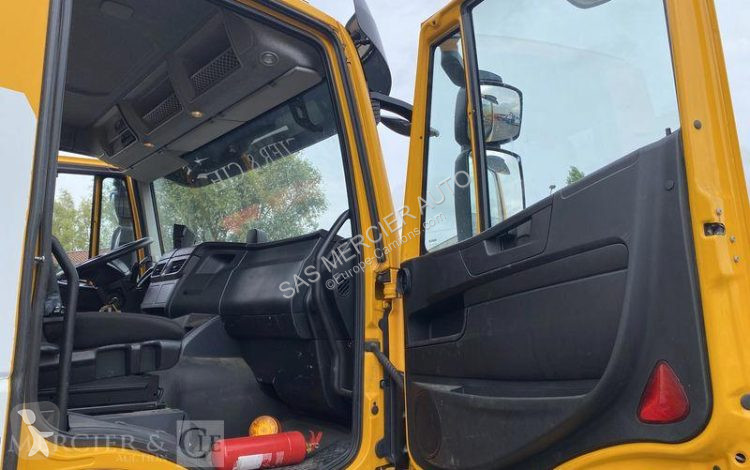 Porte engins Iveco