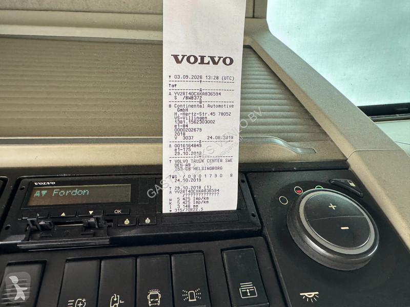 Volvo 500 6x2*4 WB 4.80 Globetrotter VIN KA truck