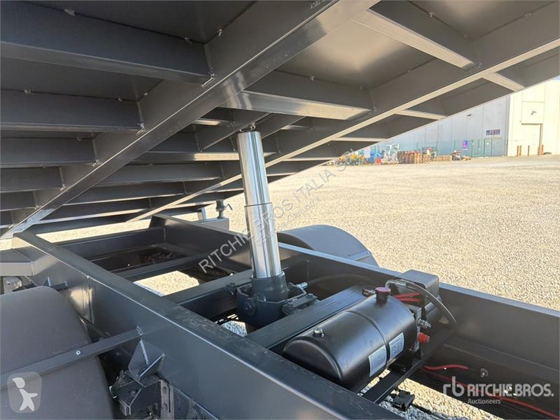 Furgoneta Iveco Dump Truck