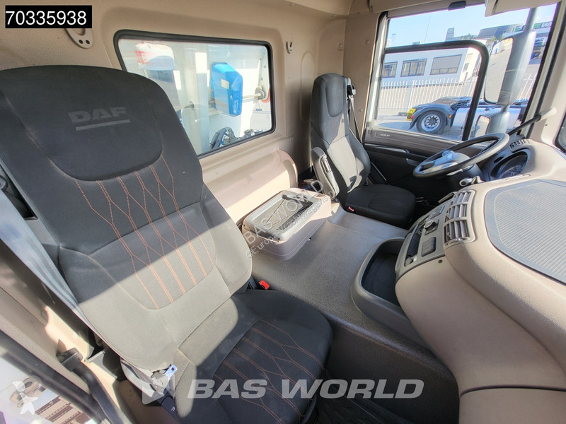Camión DAF 450  8X4 18m3 tipper steel...