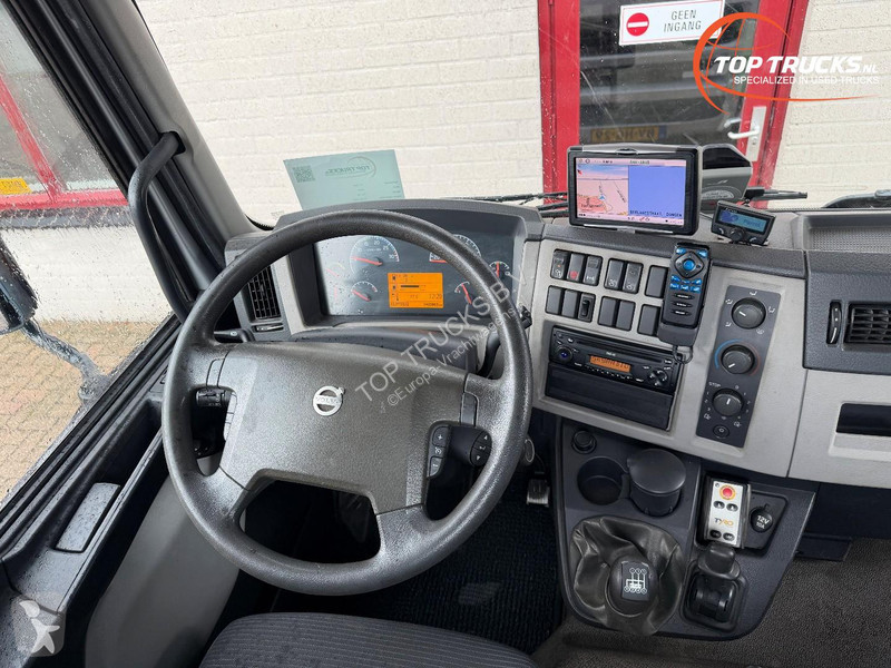Camión Volvo FLL 42 Janssens - Winch -...