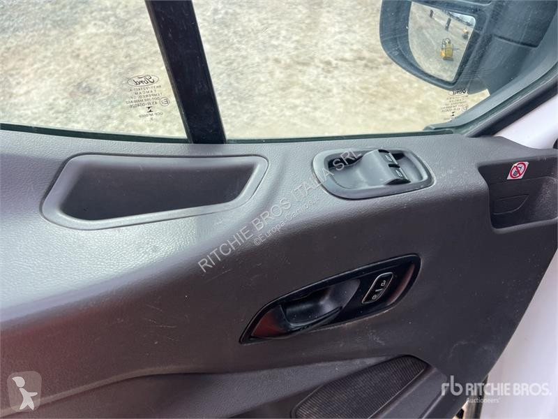 Camión Ford 350-130 S/A Dump Truck