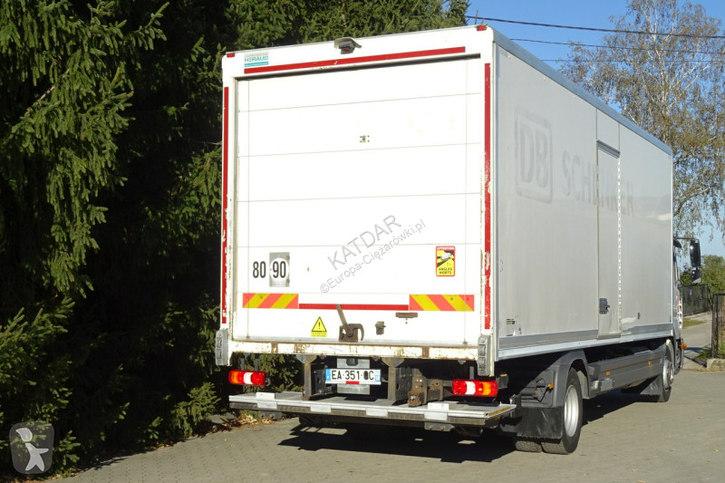Camion Mercedes 1221 Euro 6 kontener 18 palet...
