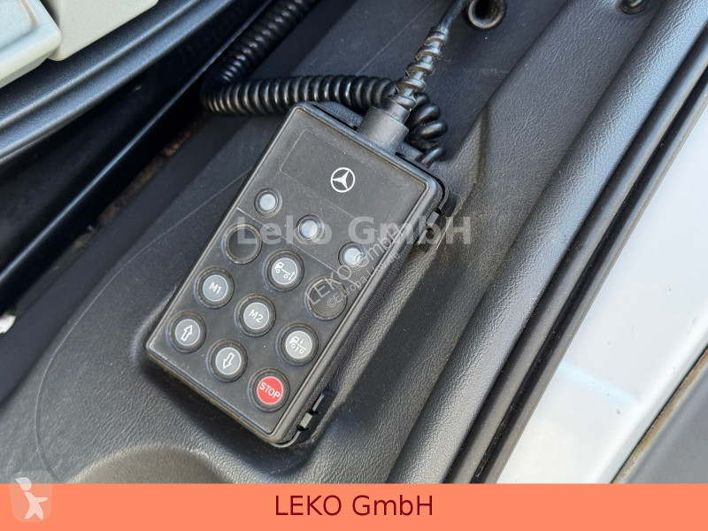 Camión Mercedes 1218