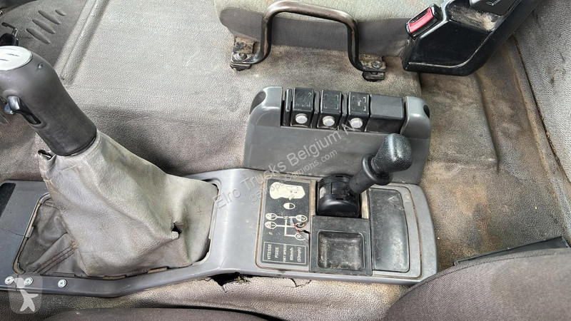 Camión Renault KERAX  (BOITE MANUELLE / MANUAL...