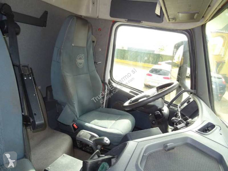 Camión Volvo 370