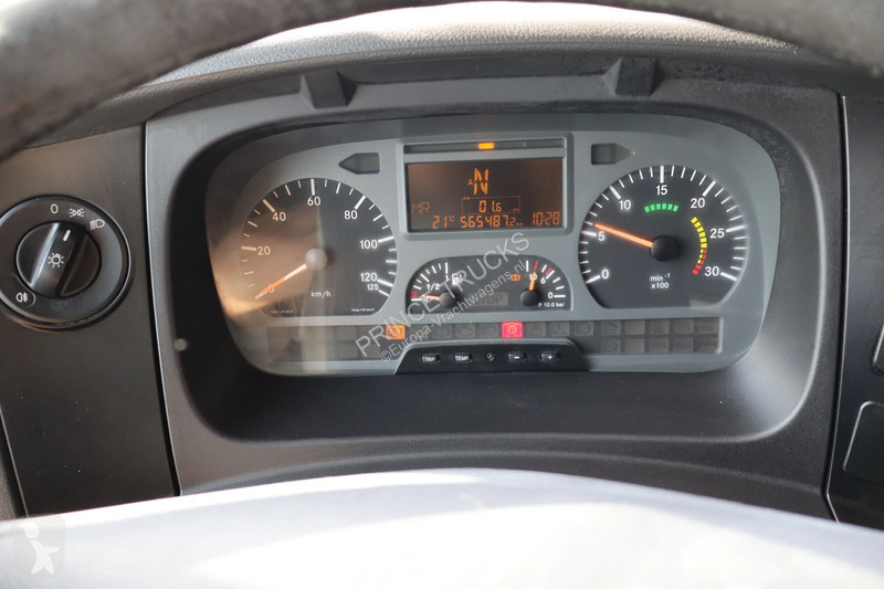 Camión Mercedes 1024 * 4X2 * THERMO KING T-200R *