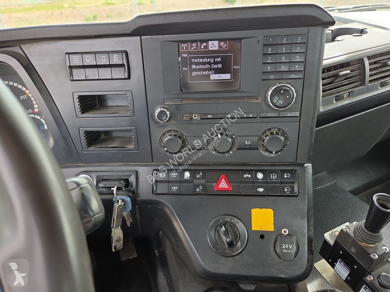 Camión Mercedes 3248