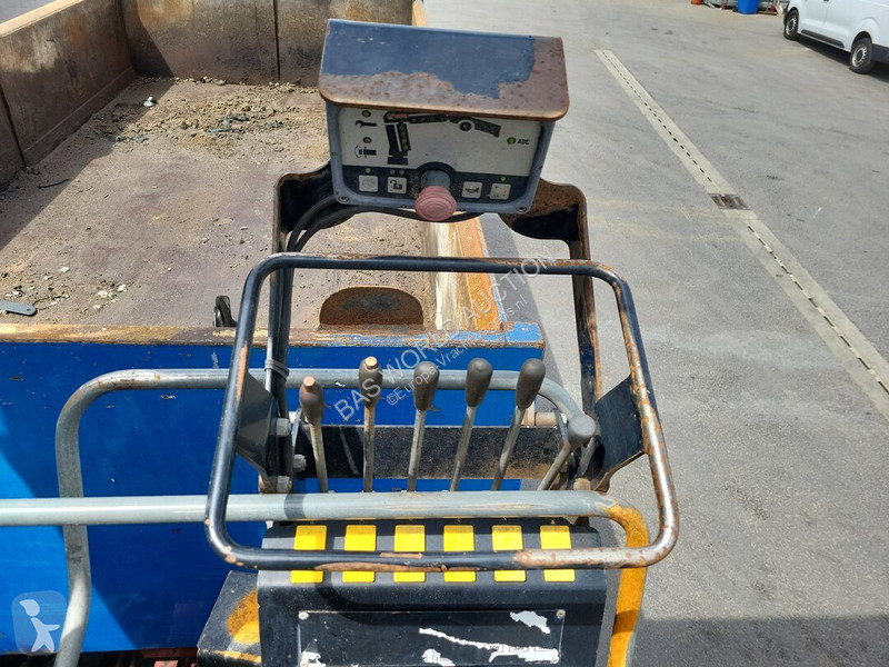 Camión Iveco 310