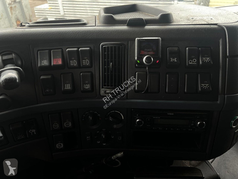 Camión Volvo FH 520 6X4 EURO 5 + LOGLIFT 0ST96R...
