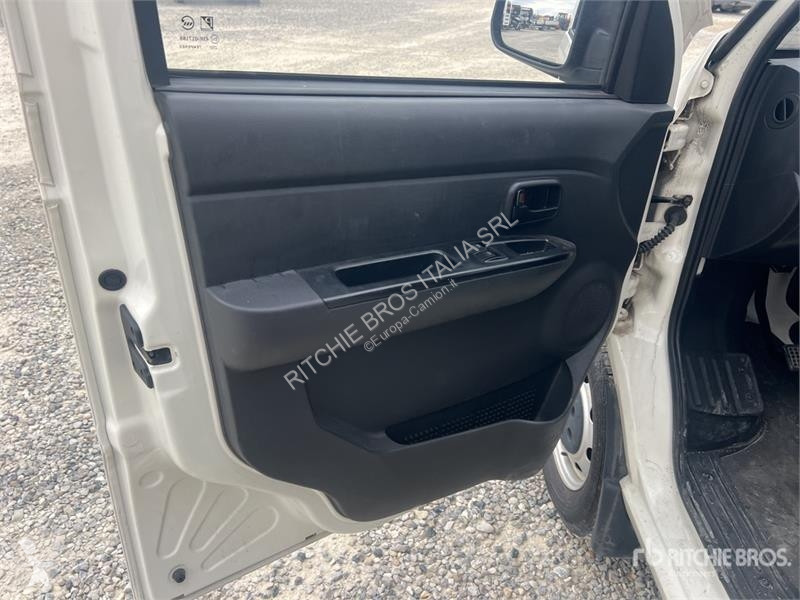 Camion Piaggio NP6 Flatbed Dump Truck