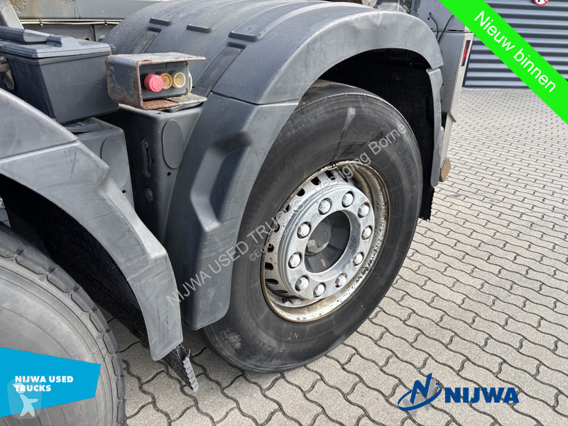 Camião Volvo 500 8x4 Naafreductie + Kabelsysteem