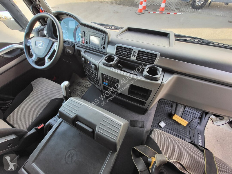 Camion MAN 41.460