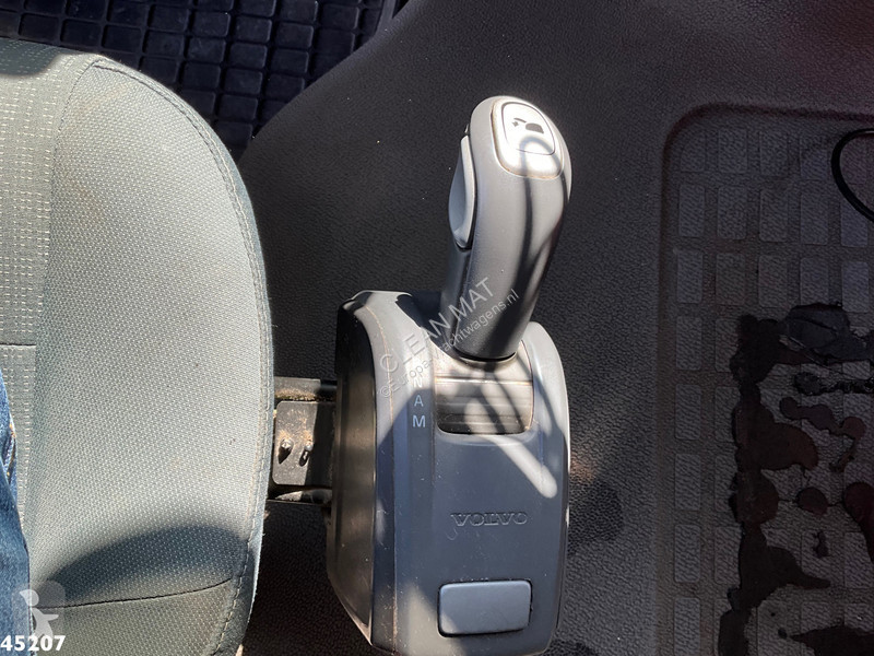 Volvo 500 8x4 Effer 65 Tonmeter laadkraan +...