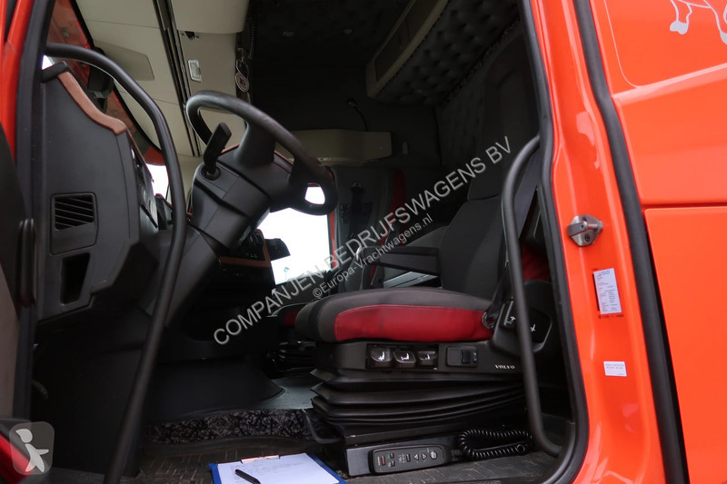 Camion Volvo FH 460 24J3C - Pig transporter