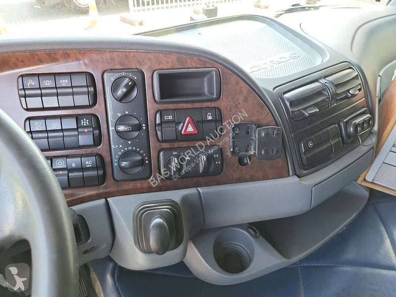 Lastbil Mercedes 4151