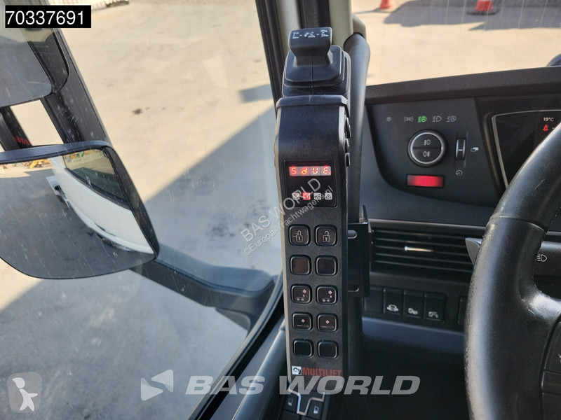 Kamion Volvo 500 6X2 HIAB ULT21S61...