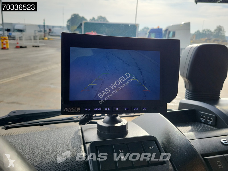 Kamion Iveco 75E190 4X2 8tonner 1000kg Tailgate...