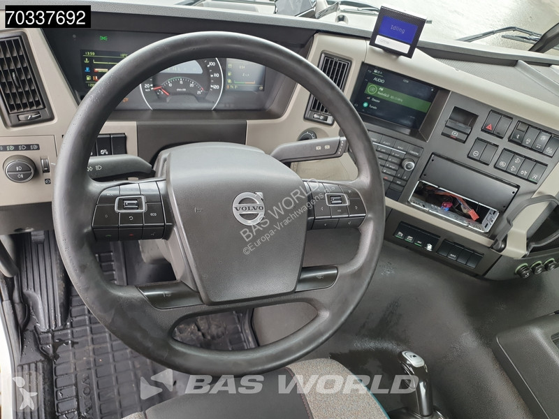 Volvo 460 6X2 Meiller RS26 67K containersystem...