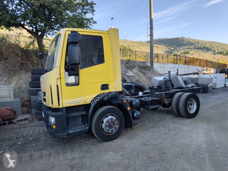 Kamion Iveco 120 E 28