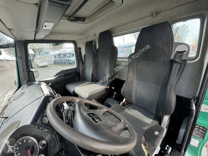 MAN 8.220 Dreiseitenkipper Meiller 2xAHK Klima...