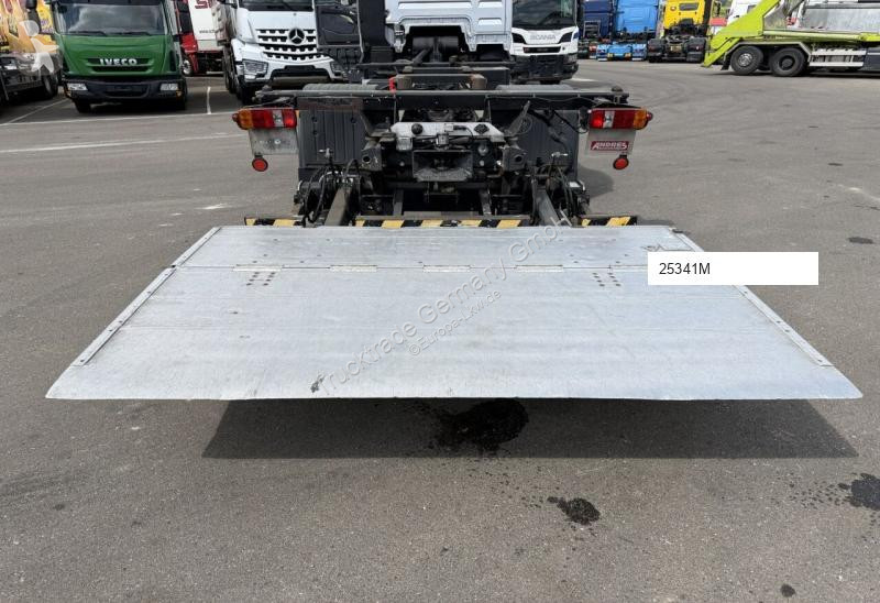 MAN 18.413 4x2 WB LKW AHK truck