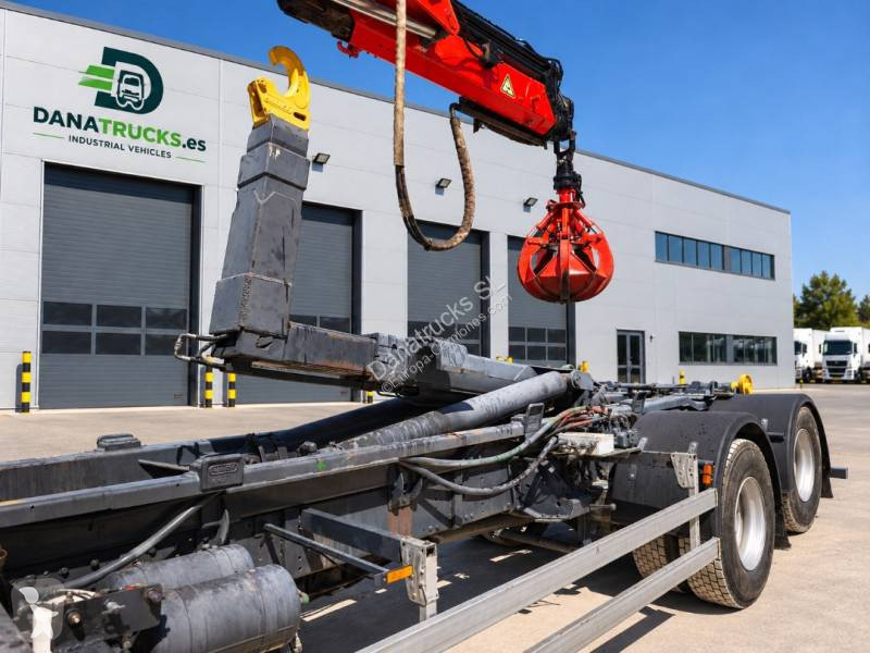 Iveco 260 E 35 truck