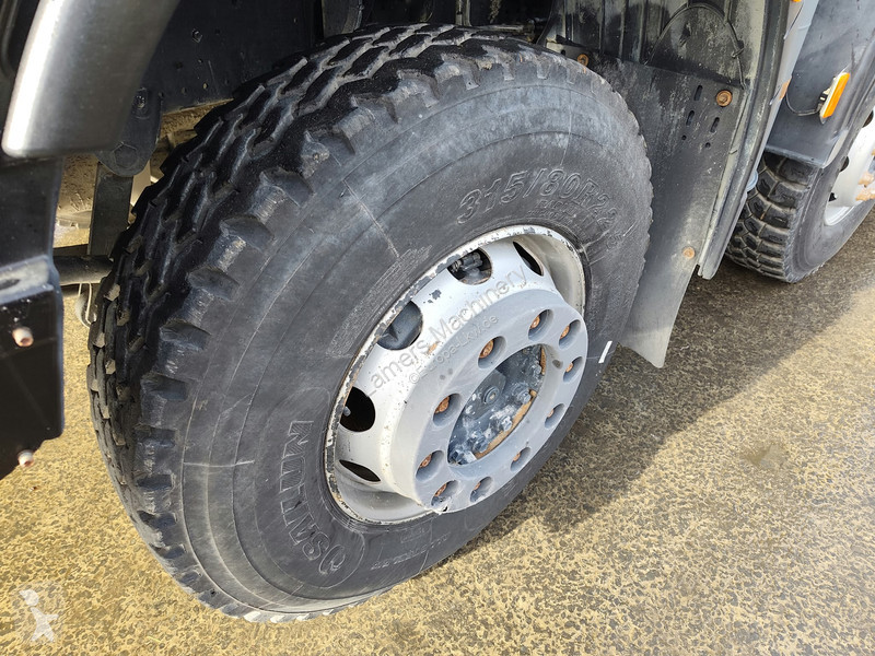 Iveco 500 8x4 kipper AD410T truck