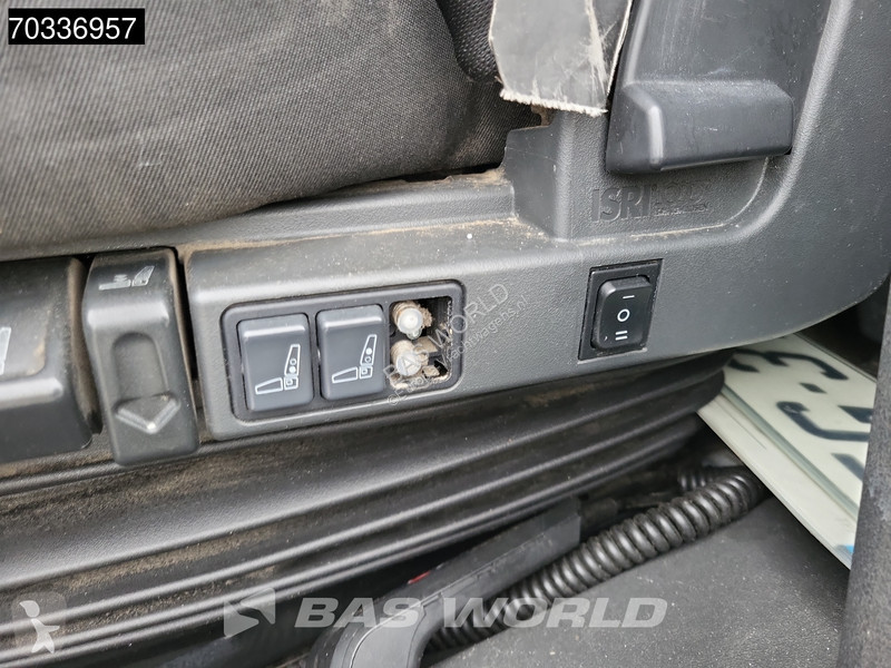 Kamion Mercedes 1218 4X2 12tonner 1500kg...
