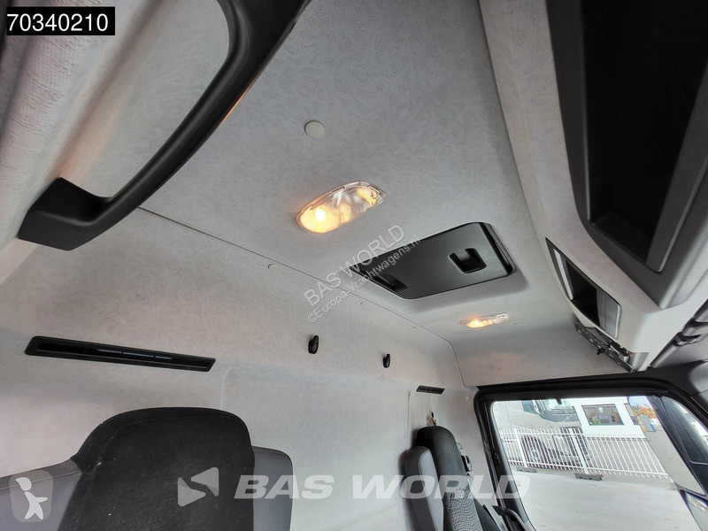 Vrachtwagen Mercedes 2024 4X2 19.5tonner...