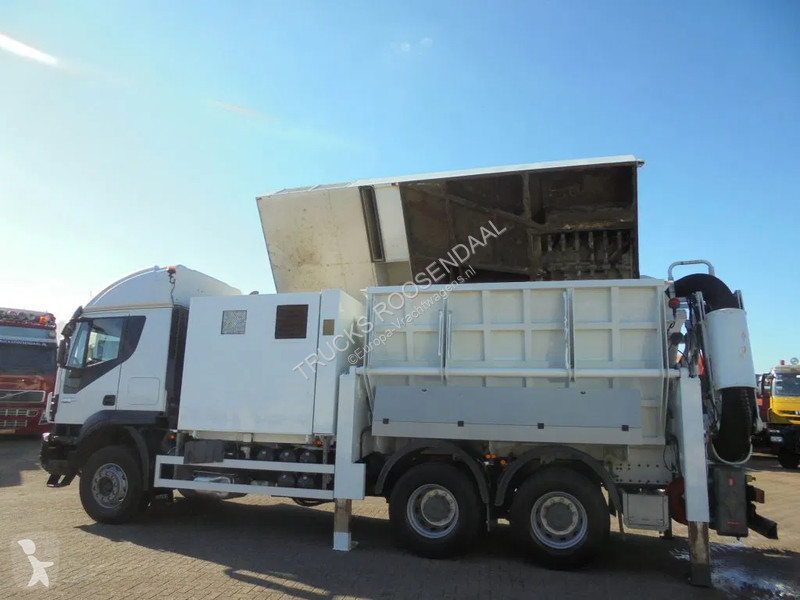 Camion Iveco 450 + Euro 5 + Zandzuiger + Manual...