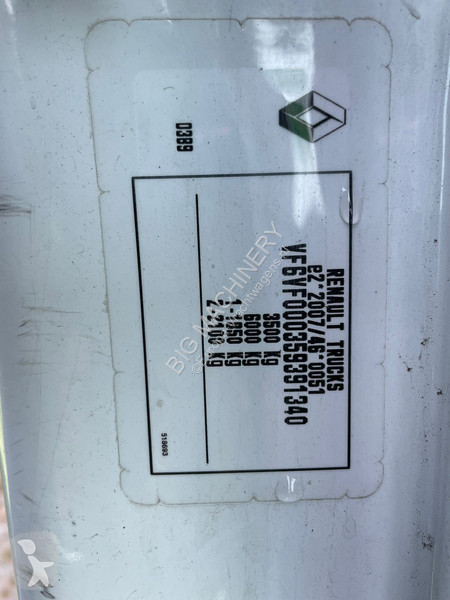 Kamion Renault MASTER 3T5 - Frigo