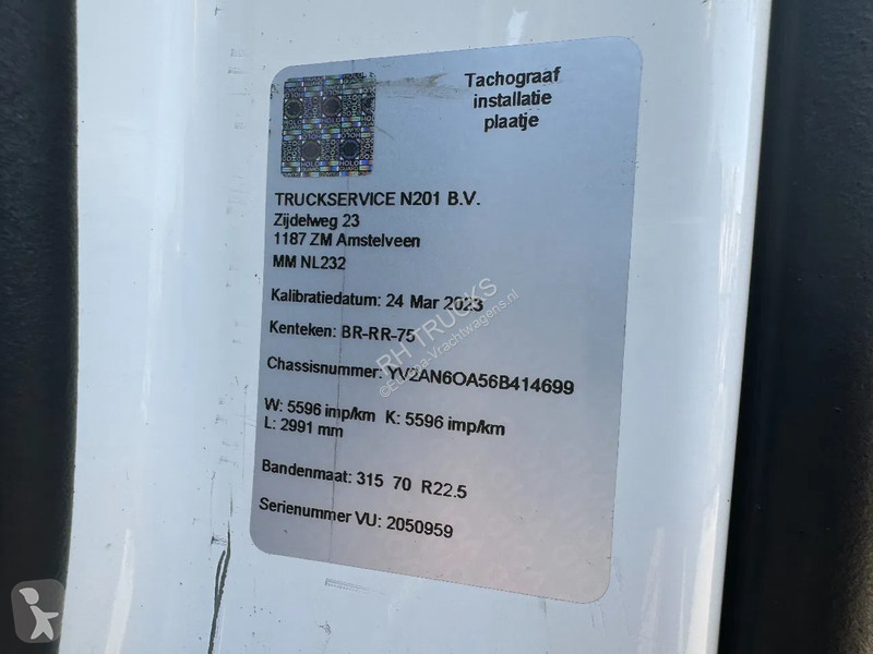 Kamion Volvo 12420 4X2 EURO 3+ BURG HANGER +...