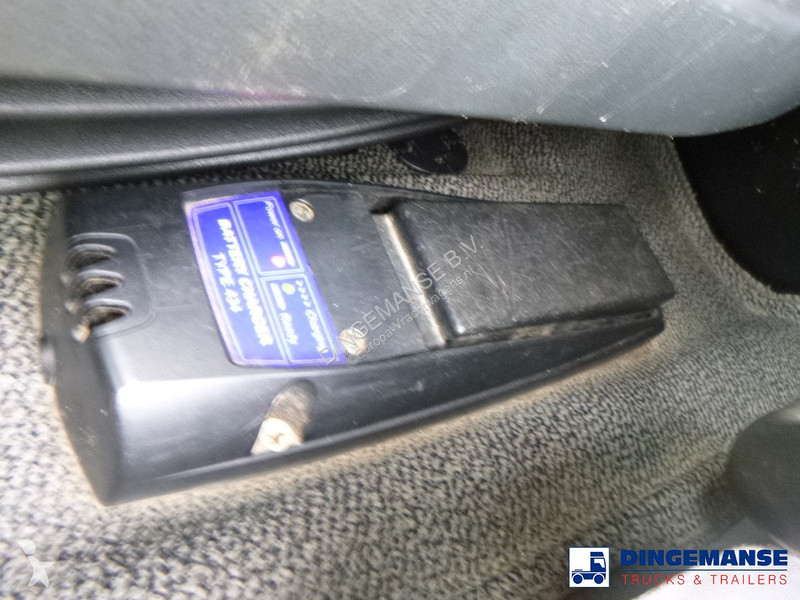 Kamion Renault 380 dxi 6x2 RHD + HMF 2620-K4