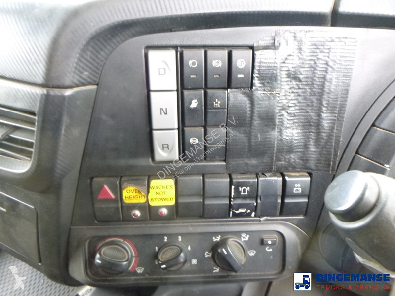 Camion Iveco 360 Euro 6 8x4 RHD tipper + Atlas...