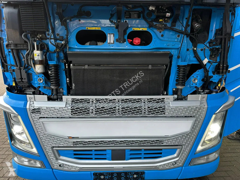 Camion Volvo 6X4 + FASSI F545RA.2.28...