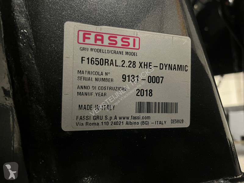 Kamion Volvo 8x2-6 / FASSI F1650 / JIB + WINCH...