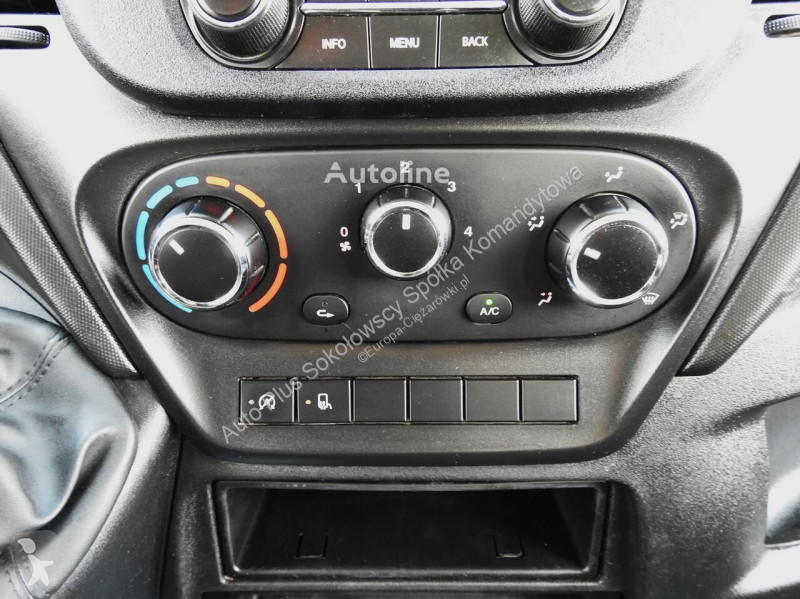 Veicolo commerciale Iveco DAILY 35C14 WYWROTKA...