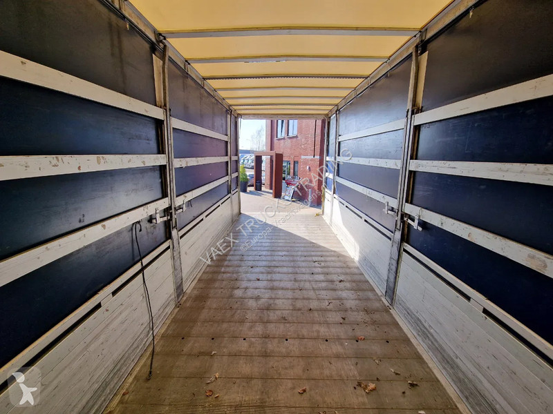 Camion Scania P320 4x2 - Side boars - oadlift -...
