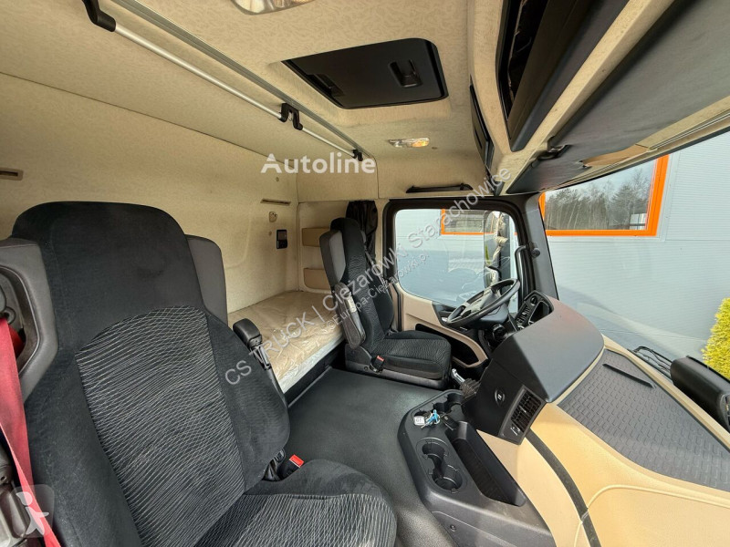 Camión Mercedes ACTROS